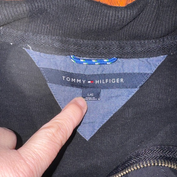 Tommy Hilfiger sweater size L - Picture 3 of 4